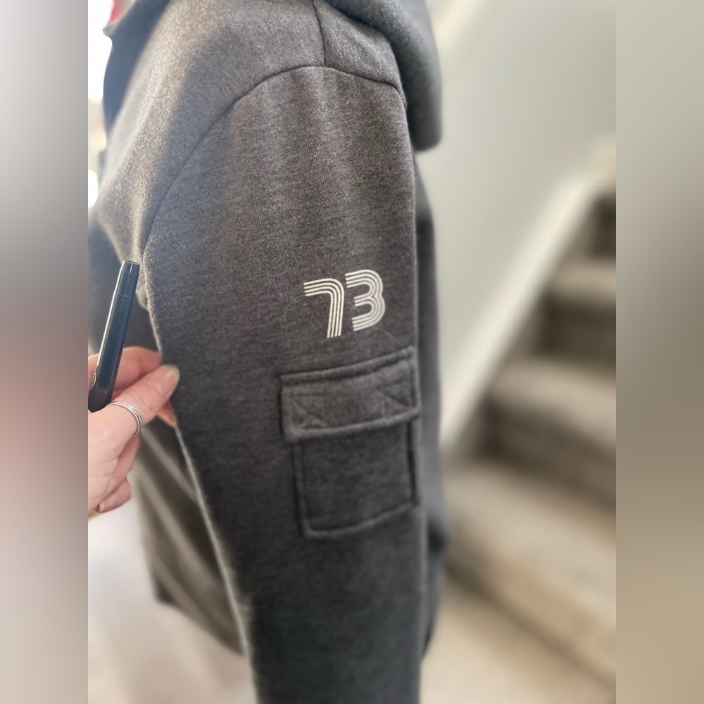 Roots Classic Women’s Zip Up Hoodie Grey with Cargo Pocket Size L​​​​​​​​​​ - Picture 7 of 8